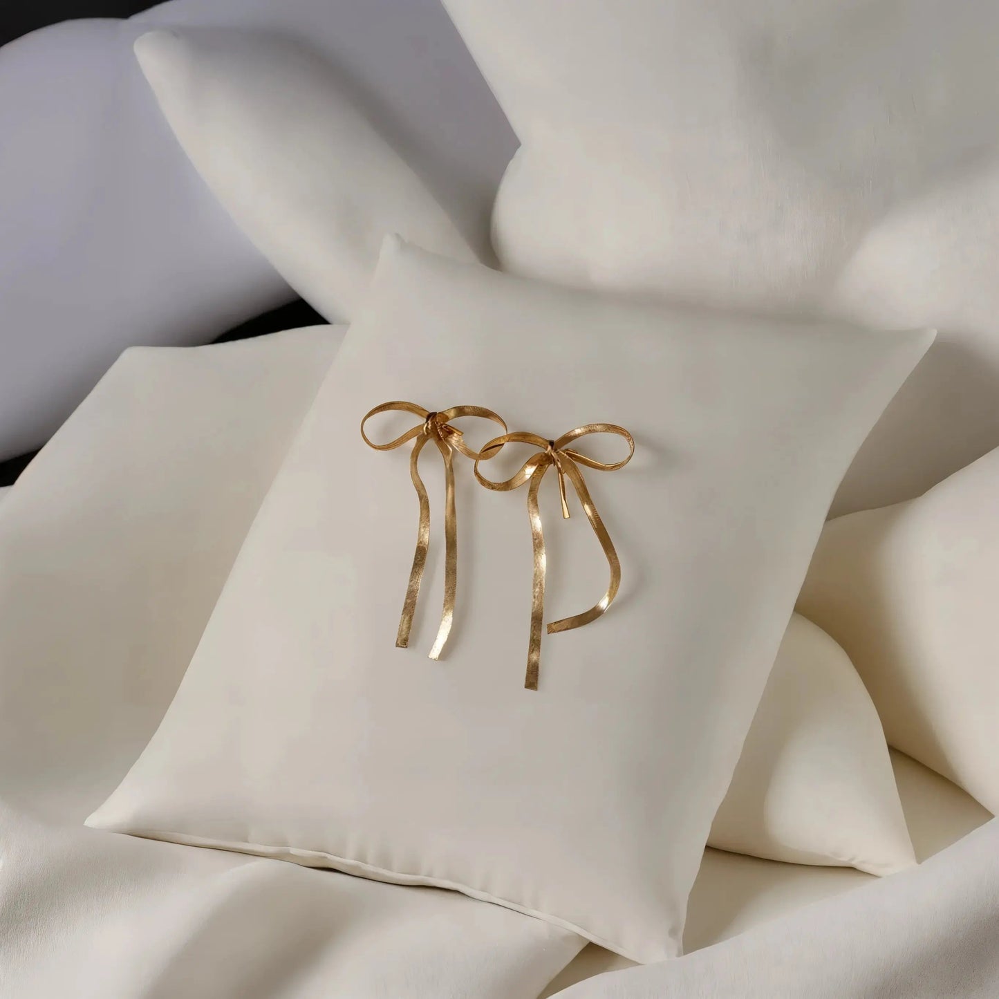 Accessoire coiffure élégant : Sublimez votre coiffure avec cet accessoire tendance et sophistiqué.
elegancesimplement