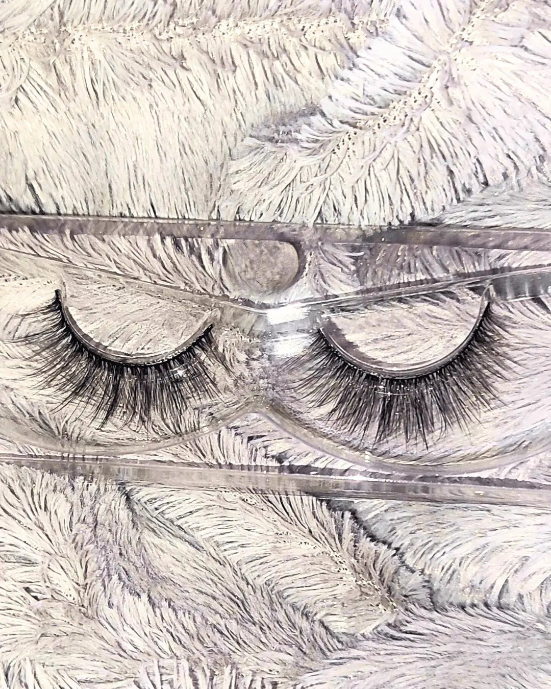 Faux cils à coller pour débutantes, effet naturel léger. Cils 3D réutilisables pour maquillage discret au quotidien, adaptés aux yeux sensibles. Application rapide sans colle.