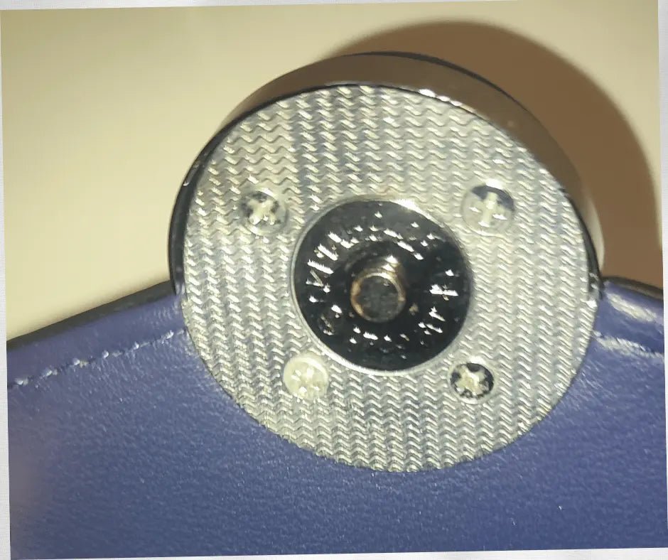 petit sac bandoulière femme, sac bandoulière bleu marine, sac à bandoulière amovible, petit sac femme élégant, sac bandoulière réglable, sac femme tendance, sac à main compact, petit sac pas cher, sac bandoulière avec poche zippée, sac a main petit, sac à main femme petit, sacs femme, sac à main femme pas cher, Sac à main femme