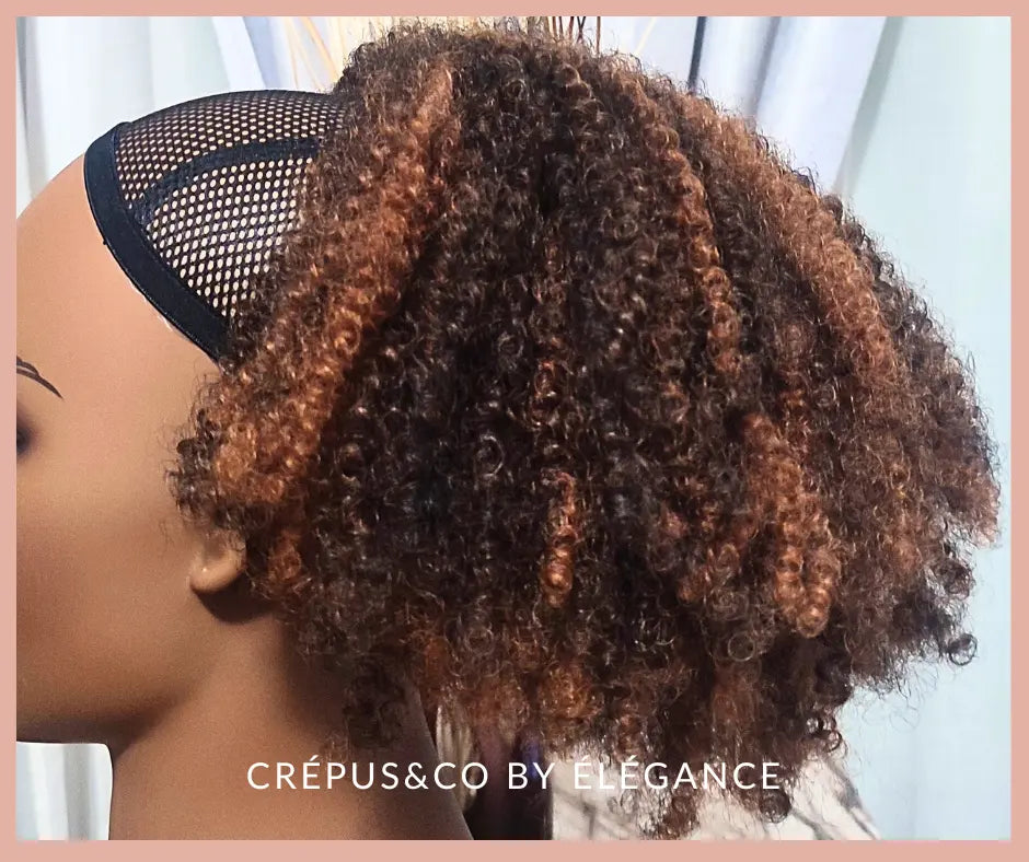 Postiche queue de cheval avec élastique Kéziah v2 crochet braids – Crépus&Co, Élégance Simplement. Idéal pour cheveux afro 3c et 4a, avec texture bouclée et coiffures naturelles. Disponible ce magasin de mèches afro.