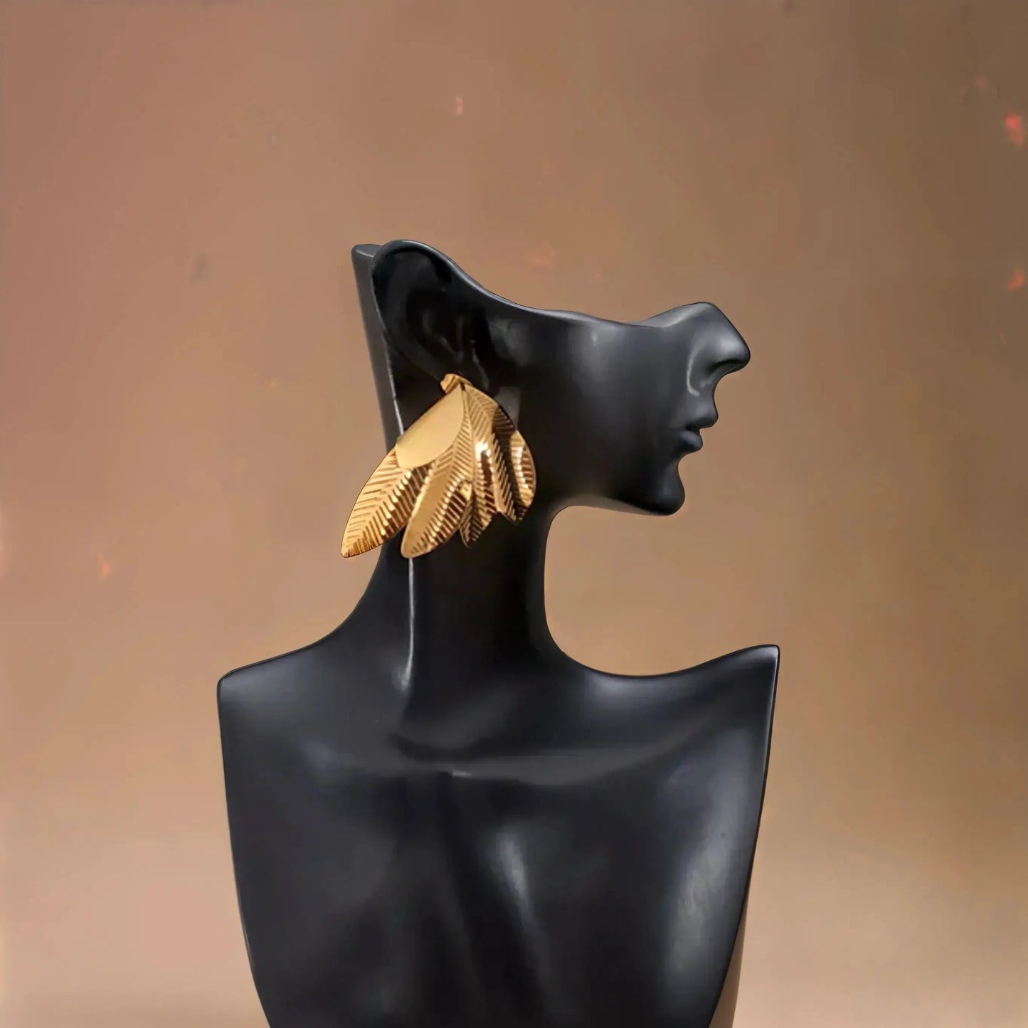 Boucles d’oreilles forme ailes, en acier inoxydable doré, tendance et hypoallergénique.