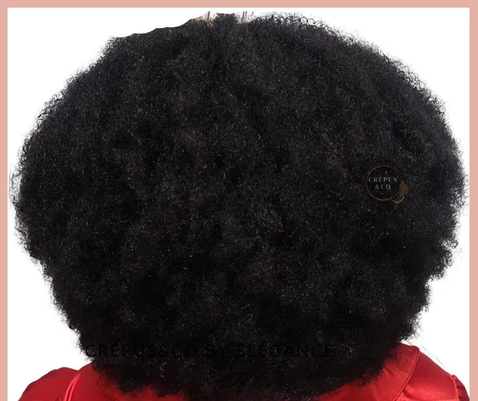 Extension afro élégante : perruque U-Part synthétique, raie ouverte, coiffure rapide et pratique pour femmes noires.