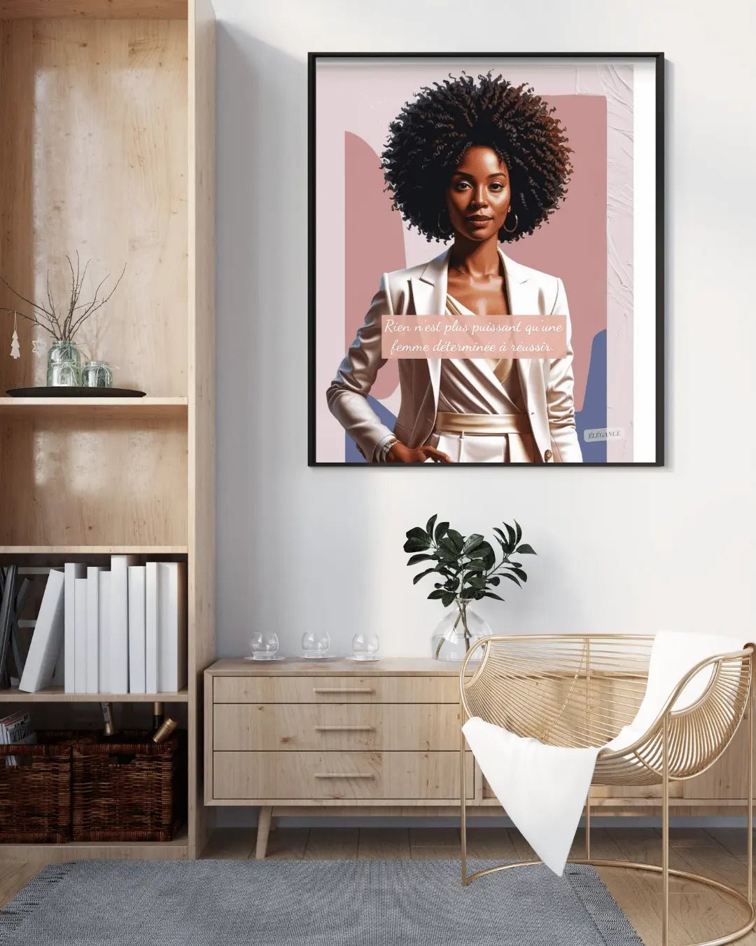 Affiche décorative téléchargeable avec citation «puissante qu'une femme déterminée » – style élégant et moderne