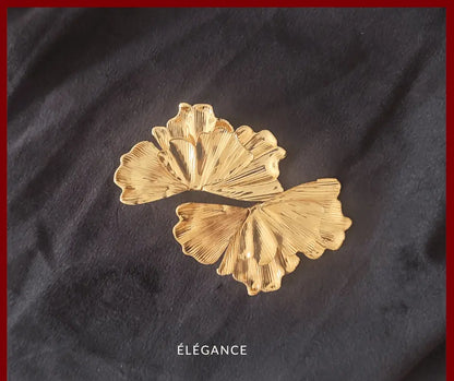 boucles d'oreilles légère et simple, boucles d'oreilles originales, boucles d'oreilles oversize, bijou femme, boucles d'oreille motif fleur, boucles d'oreilles tendance, boucle d'oreille légère, bijoux tendance_elegance bijoux_élégance bijoux_elegance simplement