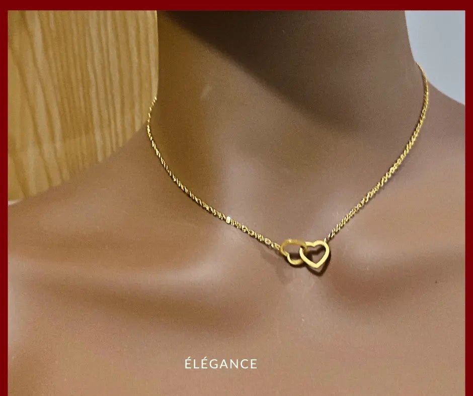 Collier doré en acier inoxydable avec pendentif double cœur entrelacé, bijou romantique pour la Saint-Valentin.