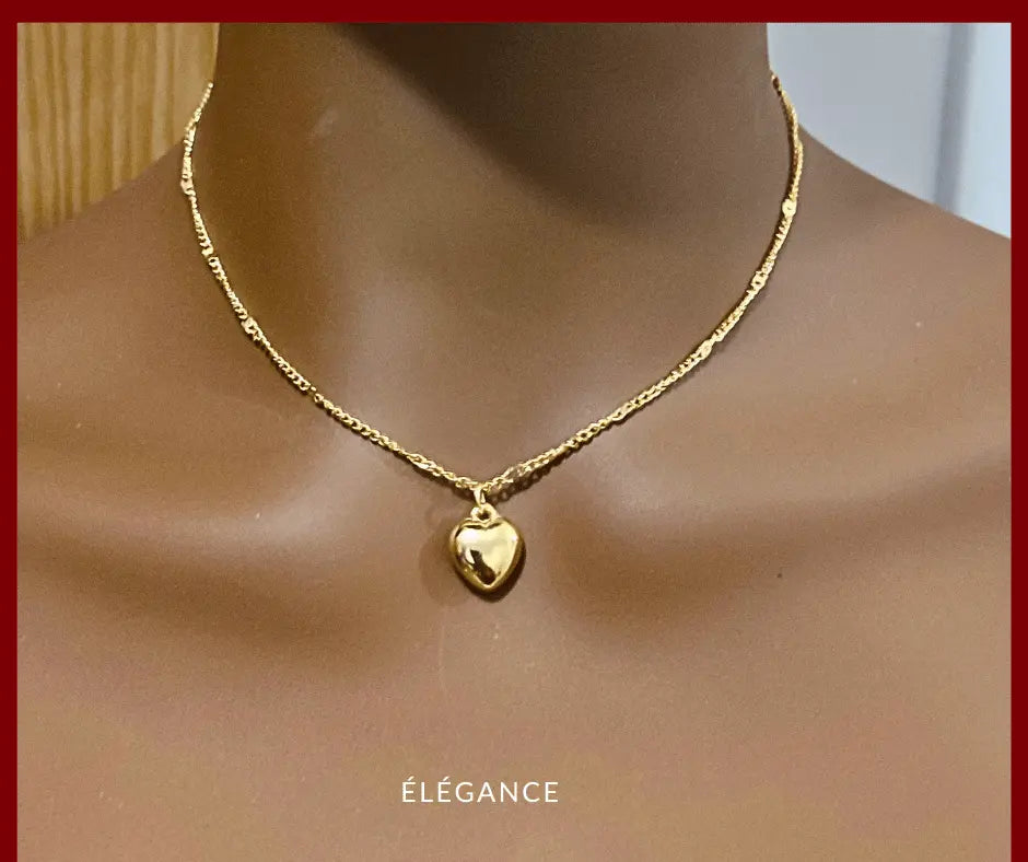 Collier en acier inoxydable argenté avec pendentif cœur, cadeau parfait pour la Saint-Valentin.