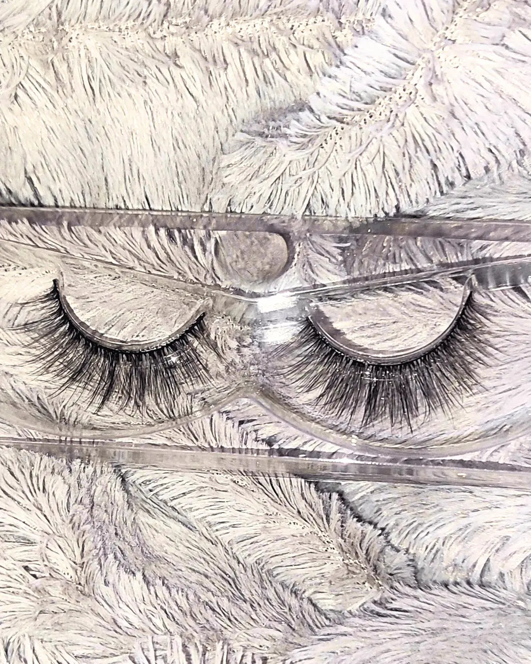 Faux cils à coller pour débutantes, effet naturel léger. Cils 3D réutilisables pour maquillage discret au quotidien, adaptés aux yeux sensibles. Application rapide sans colle.