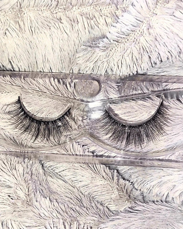 Faux cils à coller pour débutantes, effet naturel léger. Cils 3D réutilisables pour maquillage discret au quotidien, adaptés aux yeux sensibles. Application rapide sans colle.