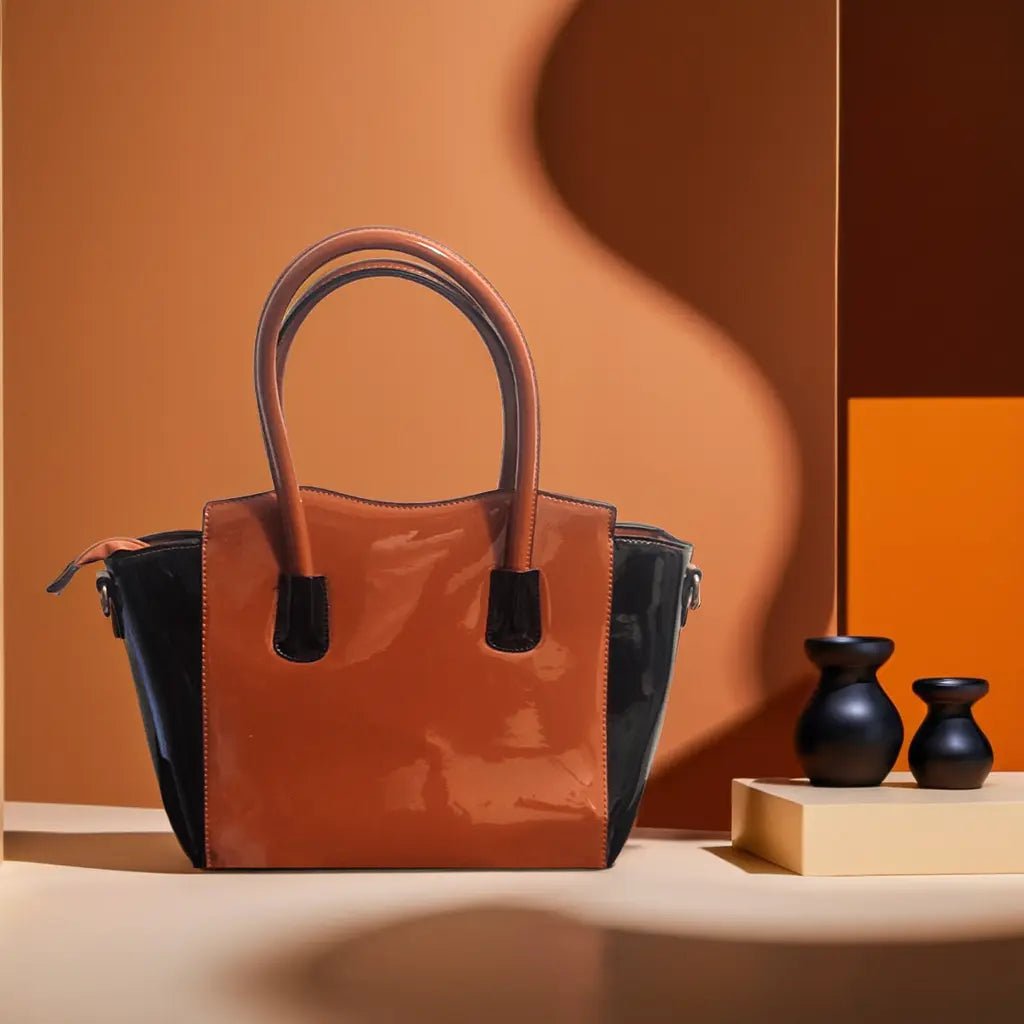 Grand Sac à Main Vernis Noir et Chocolat Elégance Simplement sac a main original sac femme sac main  grand sac a main femme sac tendance femme, grand sac à main, sacs tendance femme sacs à mains femmes sacs à main femme sacs pour femme sac pour femmes sac tendance sacs a main sac a main pour femme acheter un sac marron   femme sac sac à main magasin marron elegancesimplement magasin de sacs à main site de sac sac de femme sac a mode marron sac à mains marron