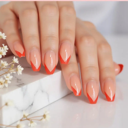 ongle french original-faux ongle french manucure rouge  v - french manucure originale - ongle carré long - ongle french nails lashes by cha faux ongles réutilisables faux ongle mi long faux ongles avec french french sur ongle ballerine