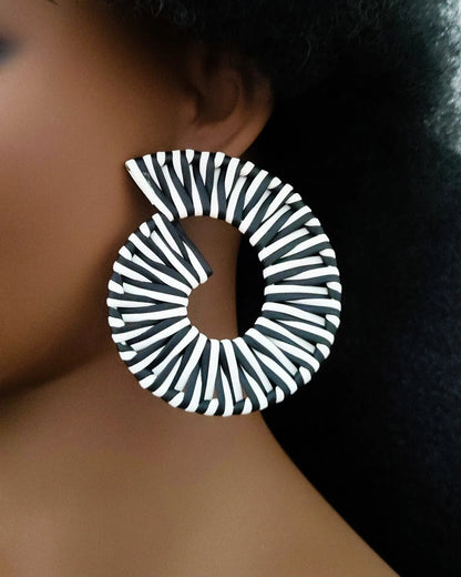 Boucles d’oreilles bohèmes chic en polyuréthane zébré, elegance bijoux, boutique en ligne de bijoux pas cher