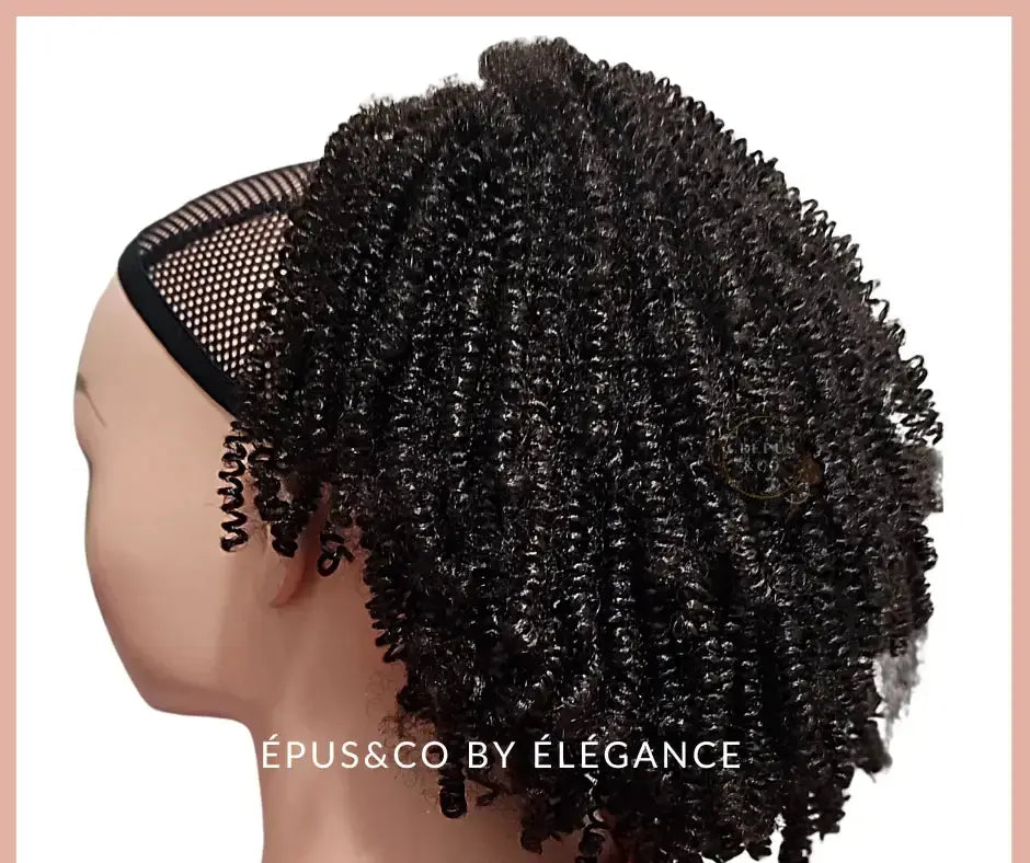 Queue de cheval Inaya – Ponytail cheveux frisés, postiche avec élastique pour un rajout facile et rapide. Coiffure simple et élégante, parfaite pour les cheveux crépus et bouclés. Elégance Simplement, Crépus&Co.