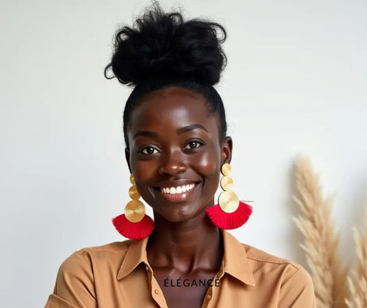 Boucles d'oreilles XXL dorées au style bohème, parfaites pour une tenue audacieuse et féminine.