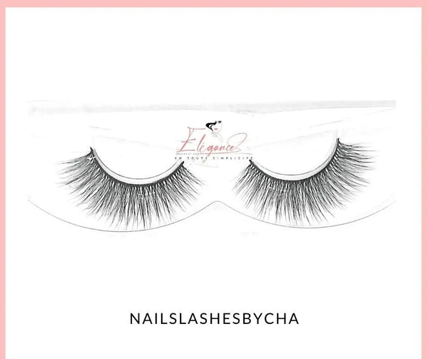 Faux cils réutilisables à coller, effet naturel et longueur subtile. Cils 3D pour un rendu discret et soigné, parfaits pour un look quotidien chic signé Élégance.