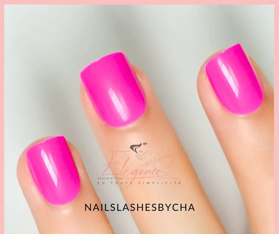 Press on nail court  Faux ongles rose fushia faux ongles réutilisable sans colle Elégance 