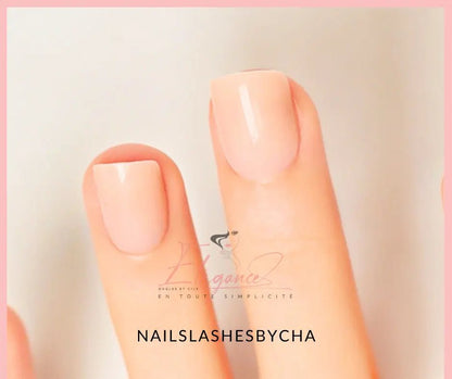 Press on nail court  Faux ongles nude light brown ongle nude vernis nude faux ongles réutilisable sans colle Elégance faux ongles faux ongles réutilisable sans colleréutilisables