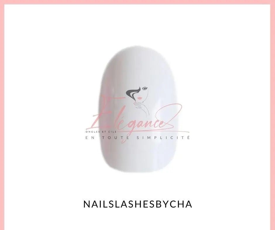 Kit faux ongles rond courts press on nails - NAILS&LASHESBYCHA| ongle réutilisable| ongle blanc| faux ongles blanc| press on nails | faux ongles rond | Elégance
